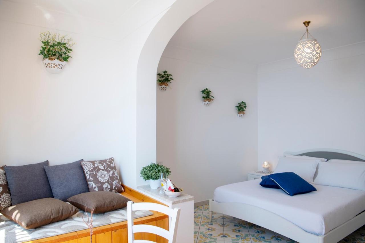 La Borragine Rooms Positano Ngoại thất bức ảnh